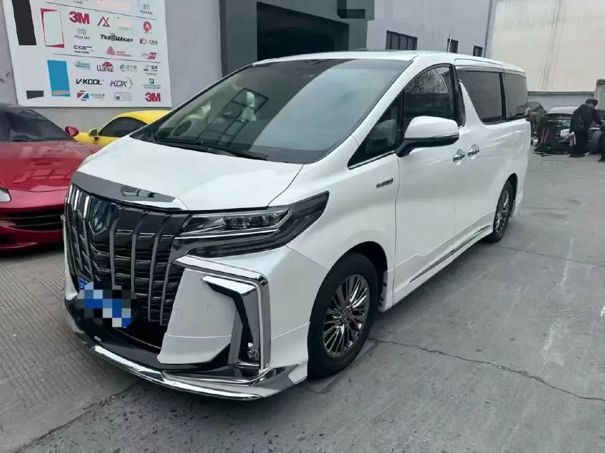 2020 Toyota Alphard 2.5L 117HP L4 E-CVT Hybrid