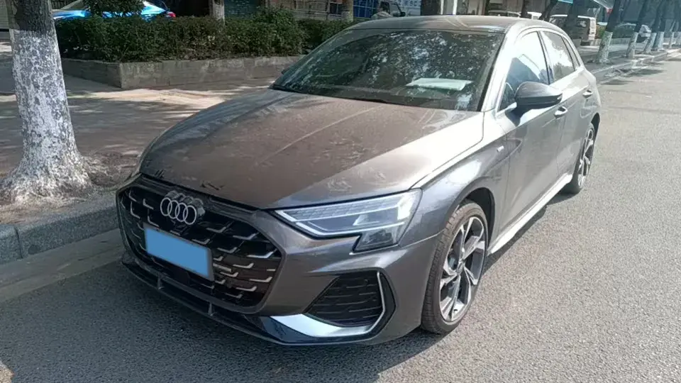 2025 Audi A3 1.5T 160HP L4 7DCT