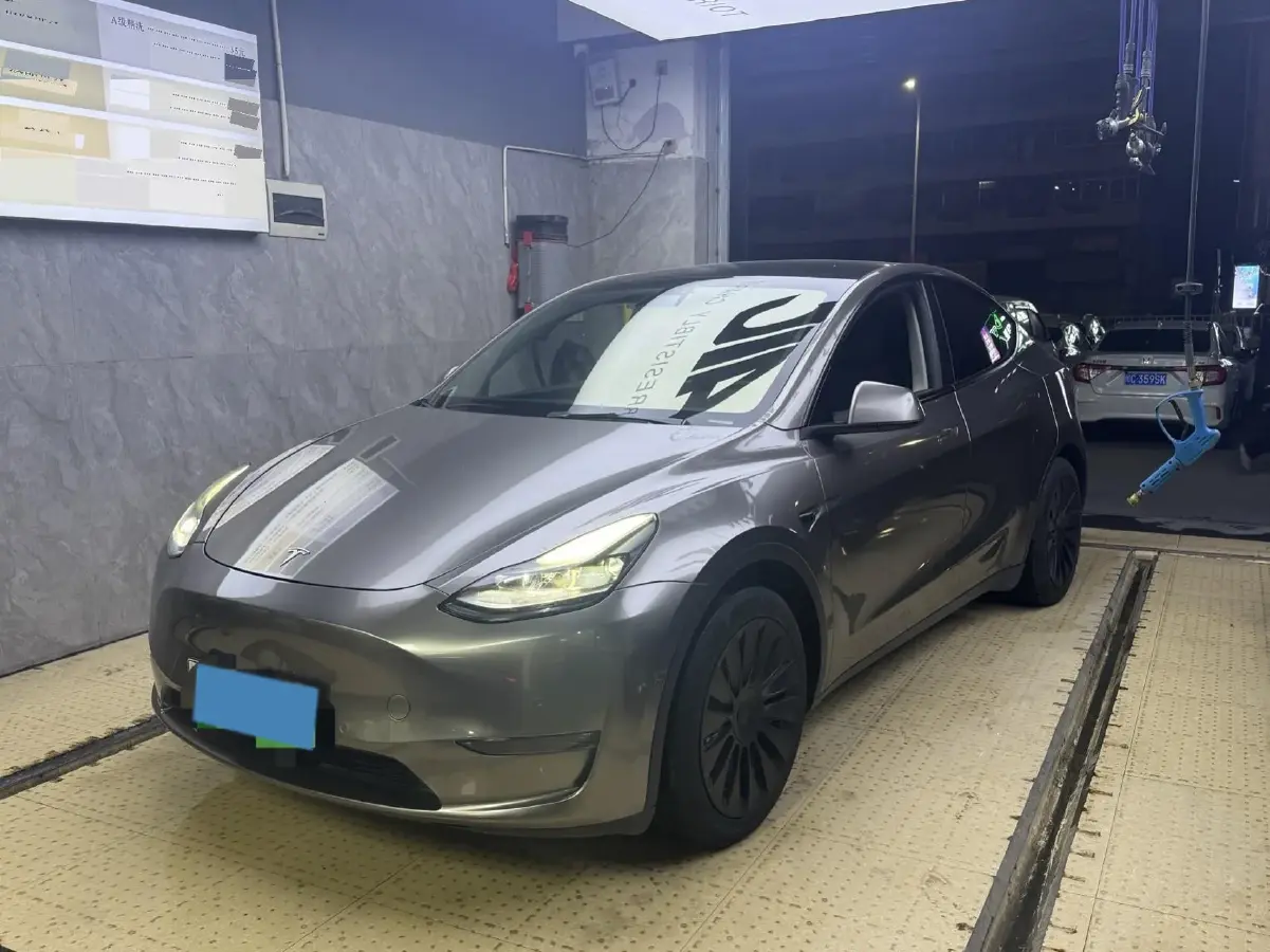 2021 Tesla Model Y BEV 60KWH