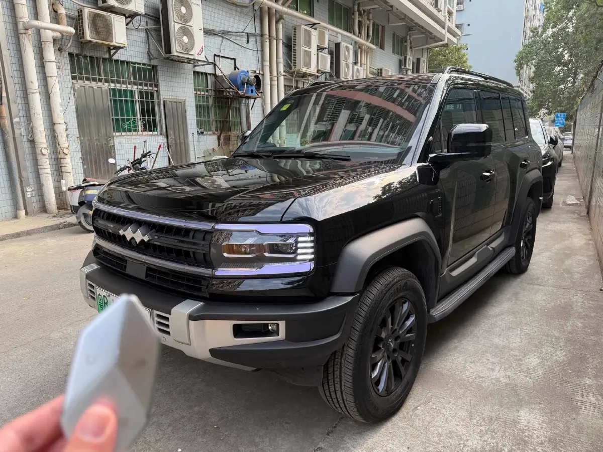 2025 FangChengBao Bao 5 1.5T 194HP L4 E-CVT PHEV 31.8KWH,autocango,china used car exporter,china ev exporter,chinese used car exporter,chinese used ev exporter