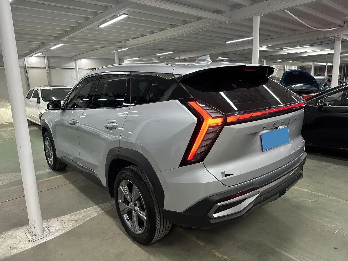 2023 Geely StarRay 1.5T 181HP L4 7DCT,autocango,china used car exporter,china ev exporter,chinese used car exporter,chinese used ev exporter