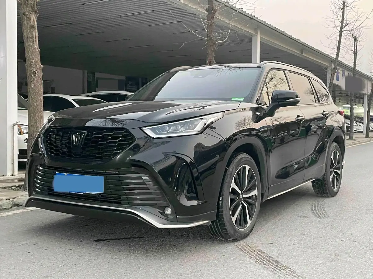 2022 Toyota Crown Kluger 2.0T 248HP L4 8AT