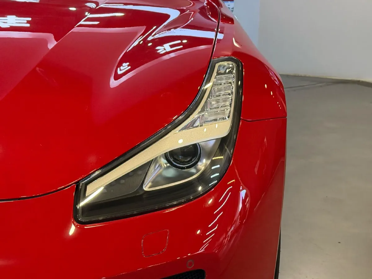 2017 Ferrari GTC4 Lusso 3.9T 609HP V8 7DCT,autocango,china used car exporter,china ev exporter,chinese used car exporter,chinese used ev exporter