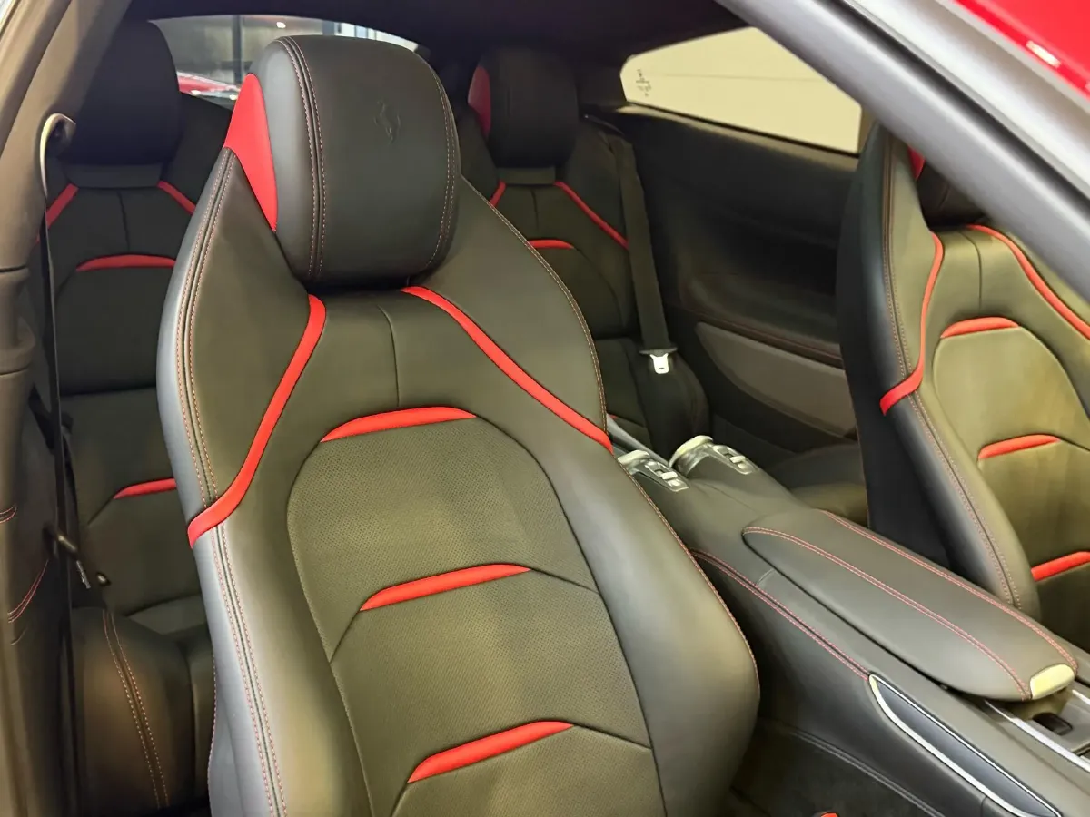 2017 Ferrari GTC4 Lusso 3.9T 609HP V8 7DCT,autocango,china used car exporter,china ev exporter,chinese used car exporter,chinese used ev exporter