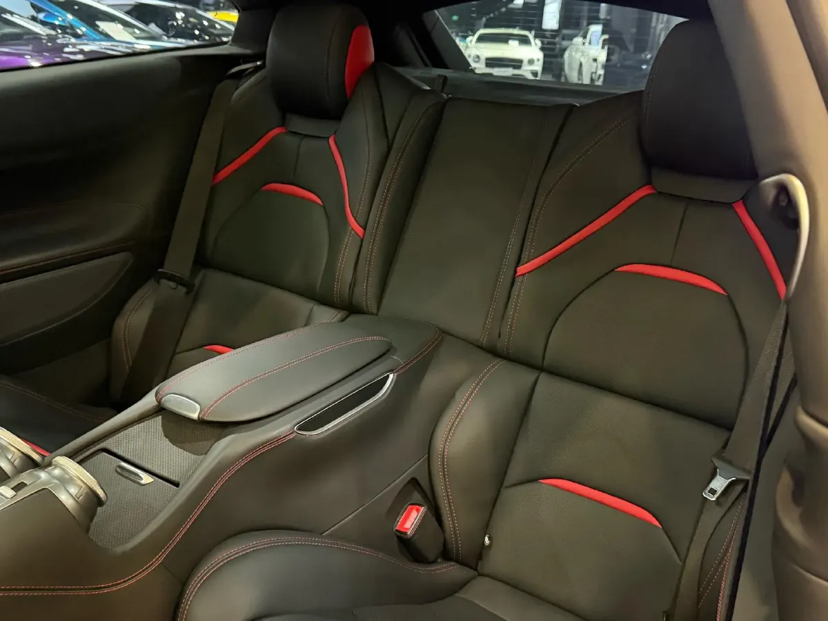 2017 Ferrari GTC4 Lusso 3.9T 609HP V8 7DCT,autocango,china used car exporter,china ev exporter,chinese used car exporter,chinese used ev exporter