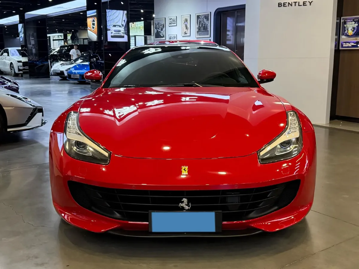 2017 Ferrari GTC4 Lusso 3.9T 609HP V8 7DCT,autocango,china used car exporter,china ev exporter,chinese used car exporter,chinese used ev exporter