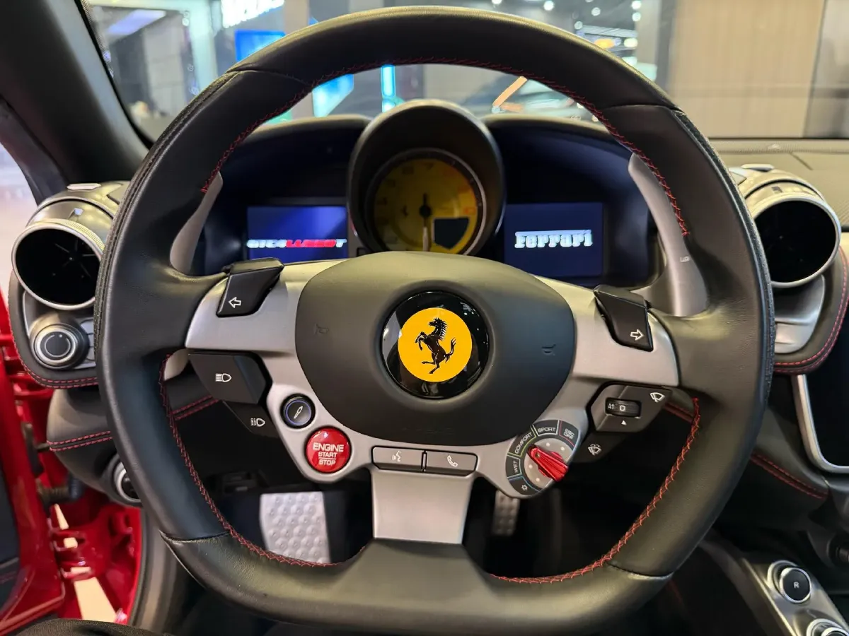 2017 Ferrari GTC4 Lusso 3.9T 609HP V8 7DCT,autocango,china used car exporter,china ev exporter,chinese used car exporter,chinese used ev exporter