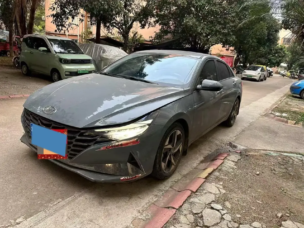 2022 Hyundai Elantra 1.5L 115HP L4 CVT