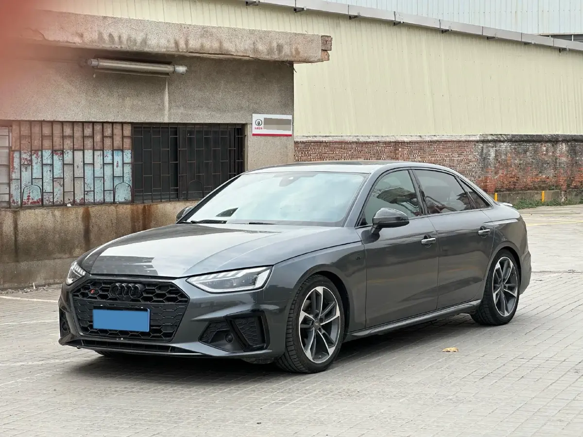 2020 Audi A4L 2.0T 190HP L4 7DCT