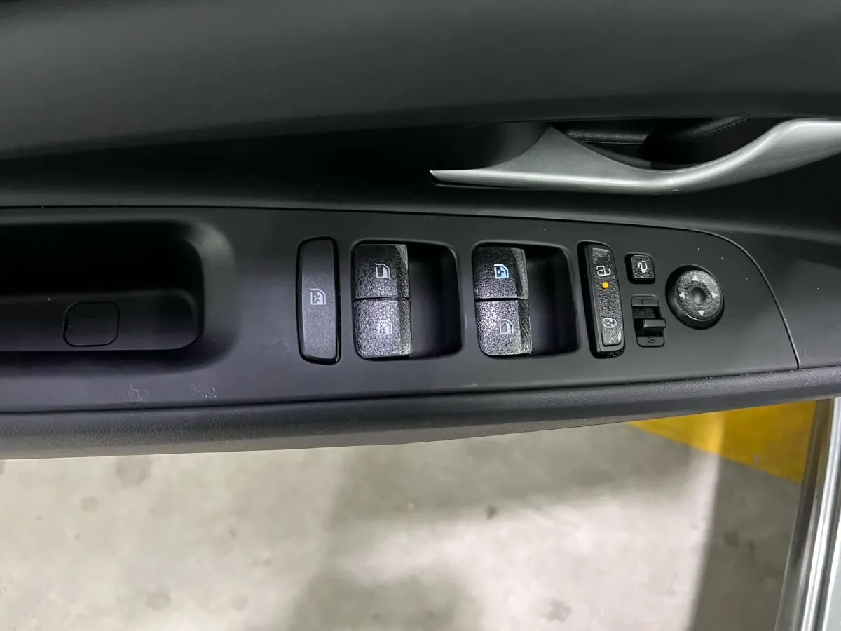 2023 Hyundai Elantra 1.5L 115HP L4 CVT,autocango,china used car exporter,china ev exporter,chinese used car exporter,chinese used ev exporter