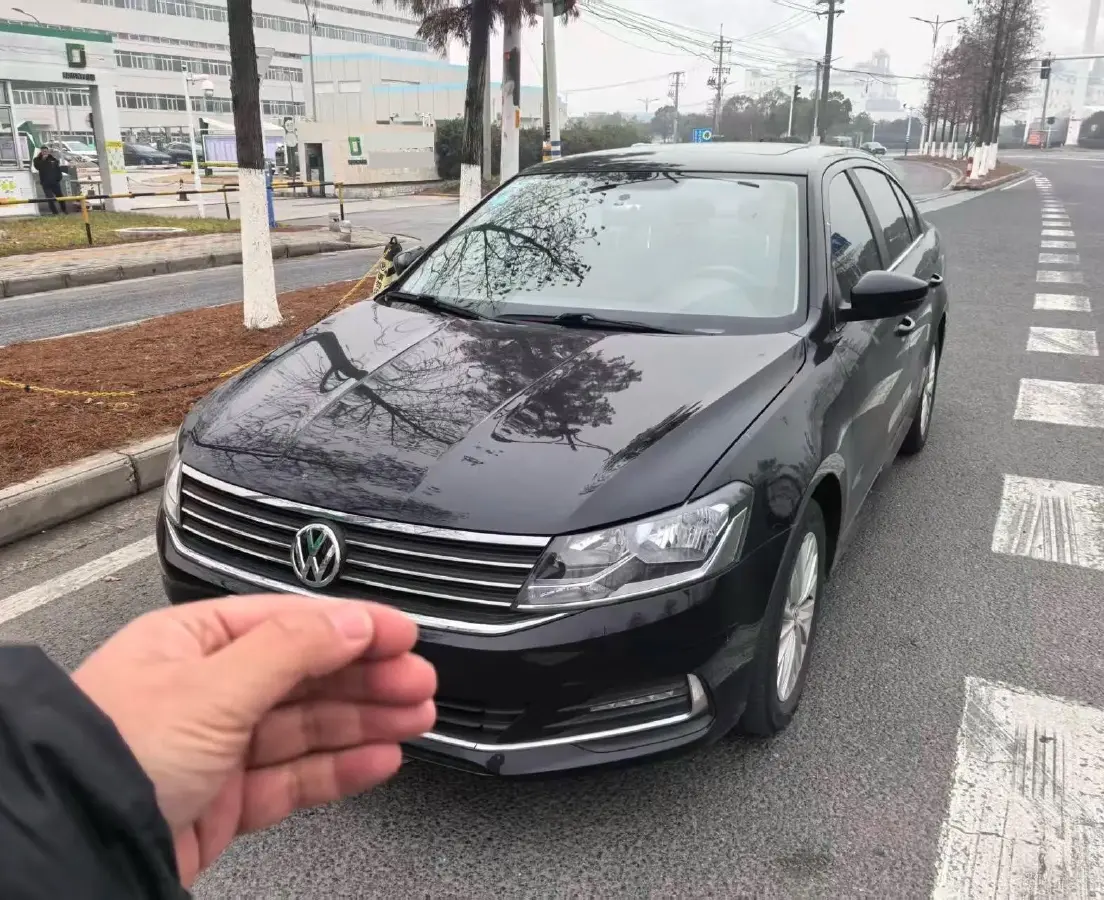 2019 Citroen C4L 1.2T 136HP L3 6AT