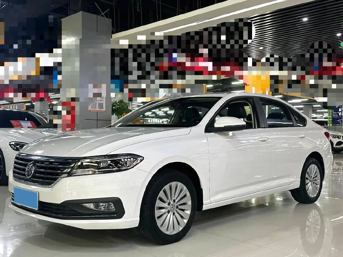2019 Volkswagen Sagitar 1.2T 116HP L4 7DCT
