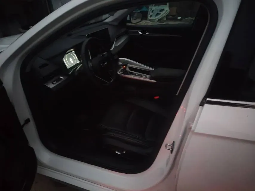 2021 Geely Preface 2.0T 190HP L4 7DCT,autocango,china used car exporter,china ev exporter,chinese used car exporter,chinese used ev exporter