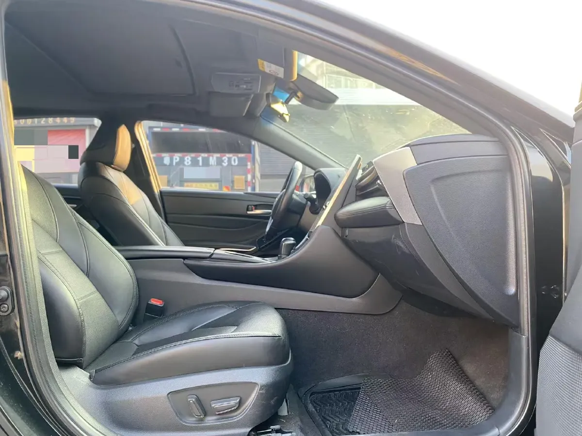 2022 Toyota Avalon 2.0L 178HP L4 CVT,autocango,china used car exporter,china ev exporter,chinese used car exporter,chinese used ev exporter