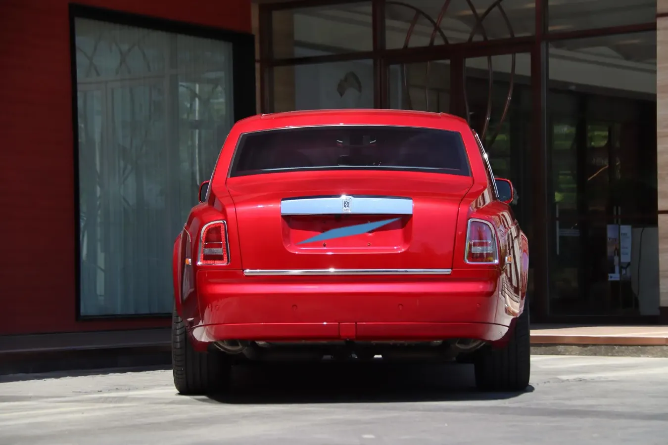 2016 Rolls-Royce Phantom 6.7L 460HP V12 8AT,autocango,china used car exporter,china ev exporter,chinese used car exporter,chinese used ev exporter