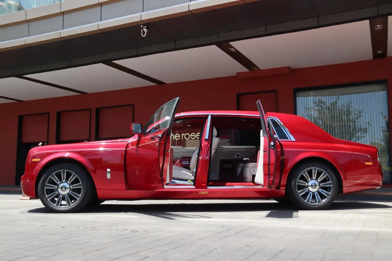 2016 Rolls-Royce Phantom 6.7L 460HP V12 8AT,autocango,china used car exporter,china ev exporter,chinese used car exporter,chinese used ev exporter