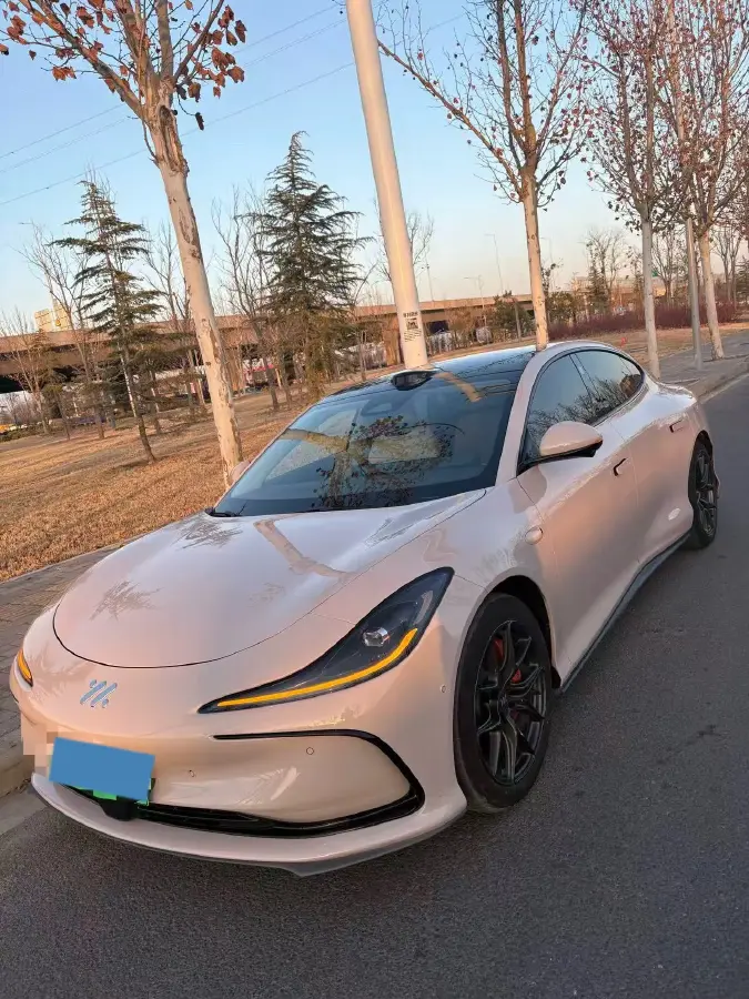 2024 IM L6 BEV 75KWH