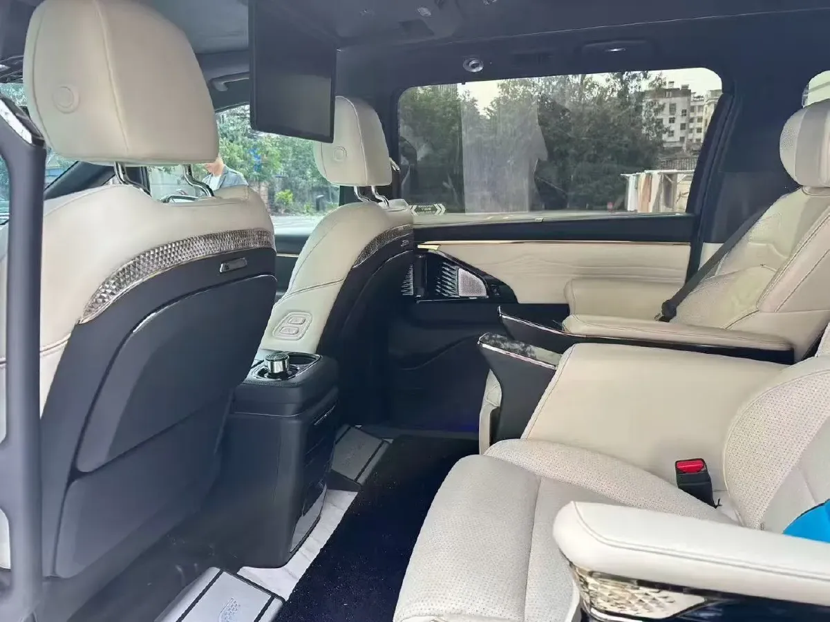 2023 GAC Trumpchi M8 2.0T 190HP L4 E-CVT Hybrid,autocango,china used car exporter,china ev exporter,chinese used car exporter,chinese used ev exporter