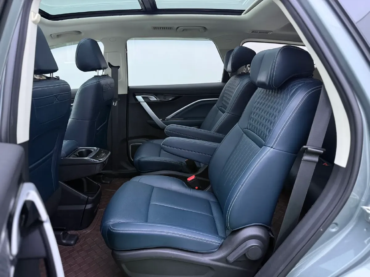 2023 Geely JiaJi 1.5T 181HP L4 7DCT,autocango,china used car exporter,china ev exporter,chinese used car exporter,chinese used ev exporter