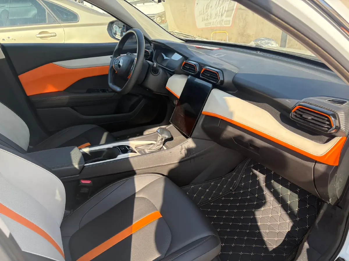 2023 DongFeng Aeolus YiXuan 1.5L 125HP L4 6DCT,autocango,china used car exporter,china ev exporter,chinese used car exporter,chinese used ev exporter