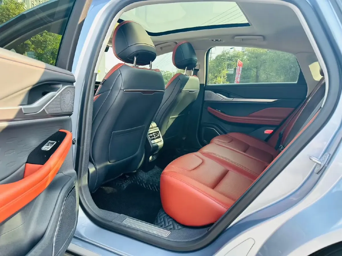 2022 Lincoln Z 2.0T 246HP L4 8AT,autocango,china used car exporter,china ev exporter,chinese used car exporter,chinese used ev exporter