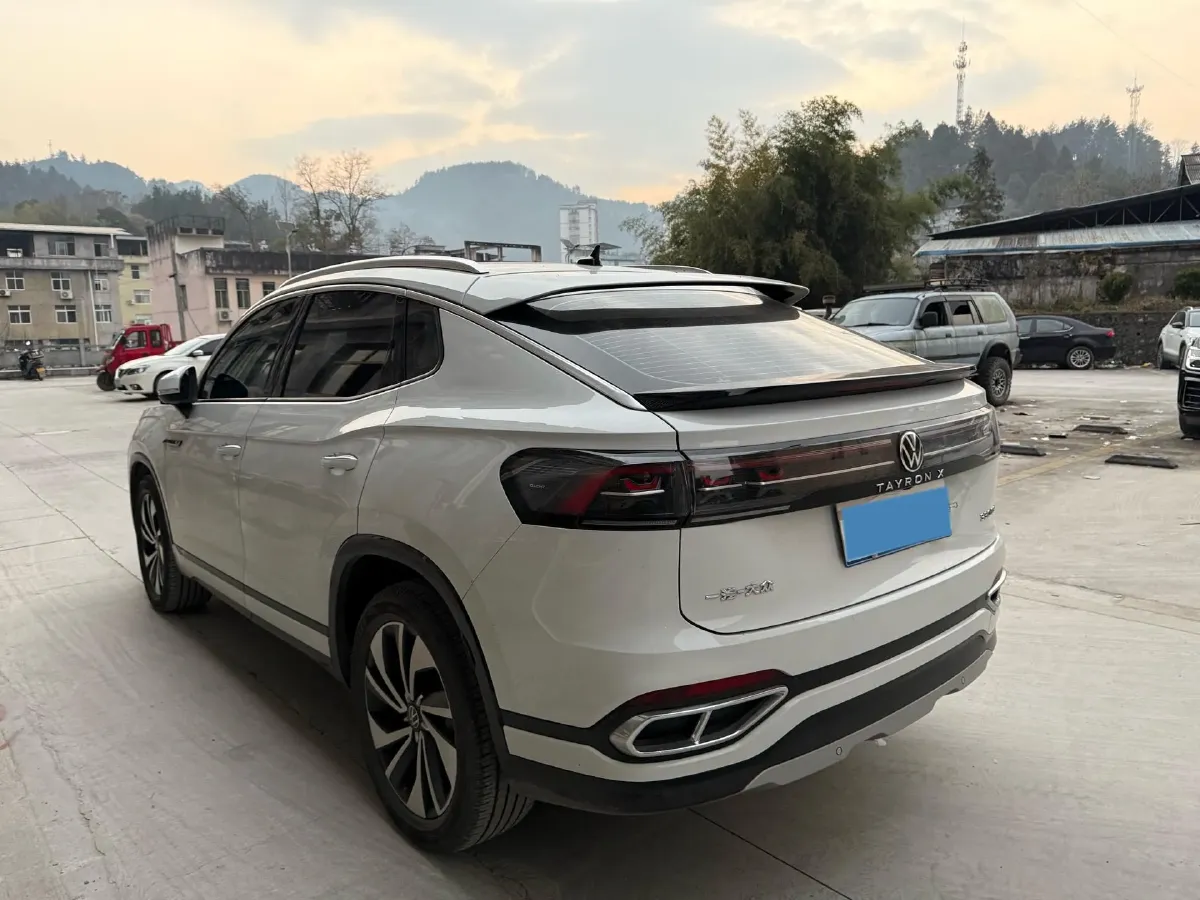 2023 Volkswagen Tayron X 2.0T 186HP L4 7DCT,autocango,china used car exporter,china ev exporter,chinese used car exporter,chinese used ev exporter