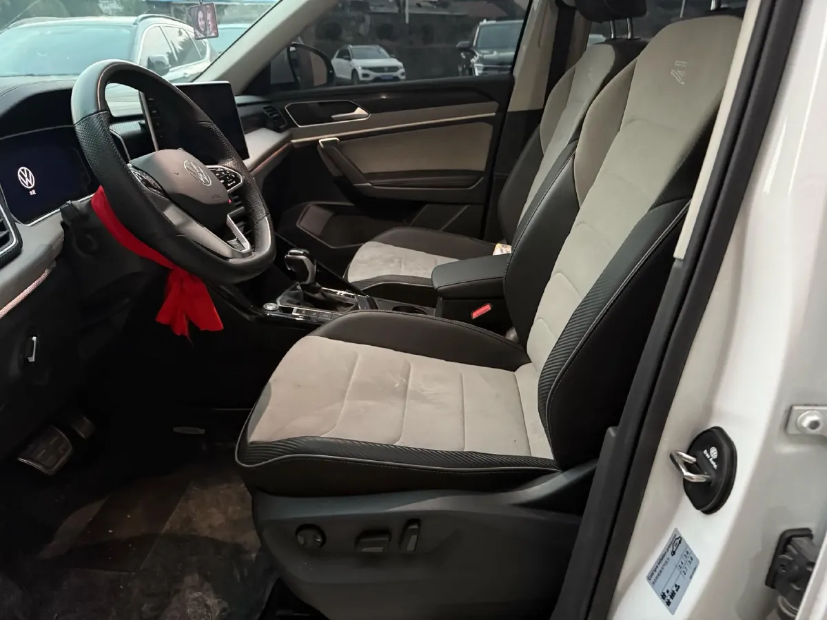 2023 Volkswagen Tayron X 2.0T 186HP L4 7DCT,autocango,china used car exporter,china ev exporter,chinese used car exporter,chinese used ev exporter