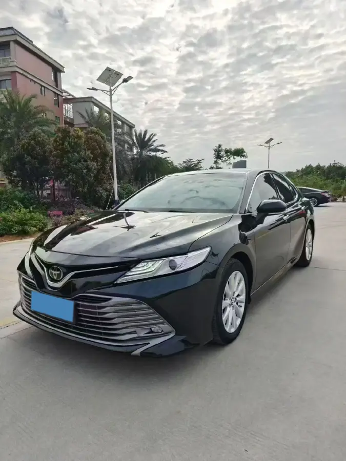 2019 Toyota Camry 2.0L 178HP L4 CVT