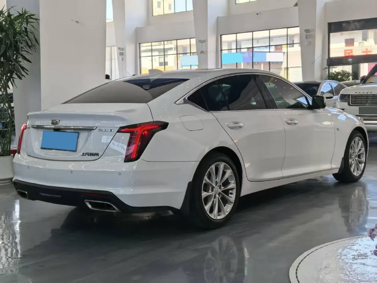 2022 Cadillac CT5 2.0T 237HP L4 10AT,autocango,china used car exporter,china ev exporter,chinese used car exporter,chinese used ev exporter