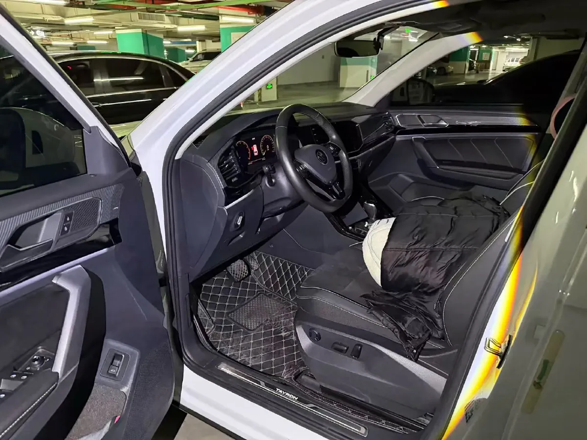 2020 Volkswagen Tayron 2.0T 220HP L4 7DCT,autocango,china used car exporter,china ev exporter,chinese used car exporter,chinese used ev exporter