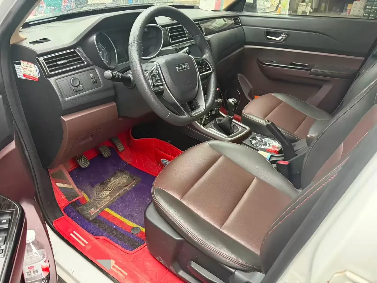 2016 LiFan MaiWei 1.5L 109HP L4 5MT,autocango,china used car exporter,china ev exporter,chinese used car exporter,chinese used ev exporter