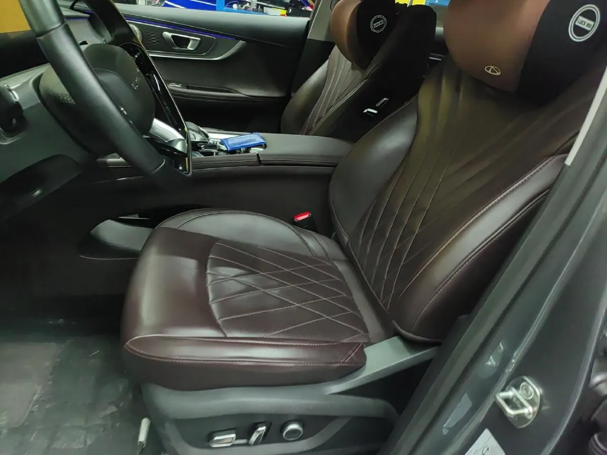 2024 Chery Tiggo 8 PRO 2.0T 254HP L4 7DCT,autocango,china used car exporter,china ev exporter,chinese used car exporter,chinese used ev exporter