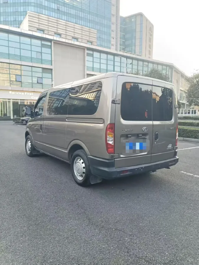 2018 MAXUS XinTu V80 2.5T 136HP L4 6AMT,autocango,china used car exporter,china ev exporter,chinese used car exporter,chinese used ev exporter