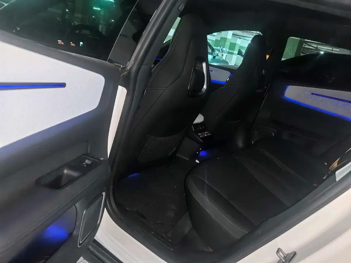 2023 Polestar 4 BEV 100KWH,autocango,china used car exporter,china ev exporter,chinese used car exporter,chinese used ev exporter