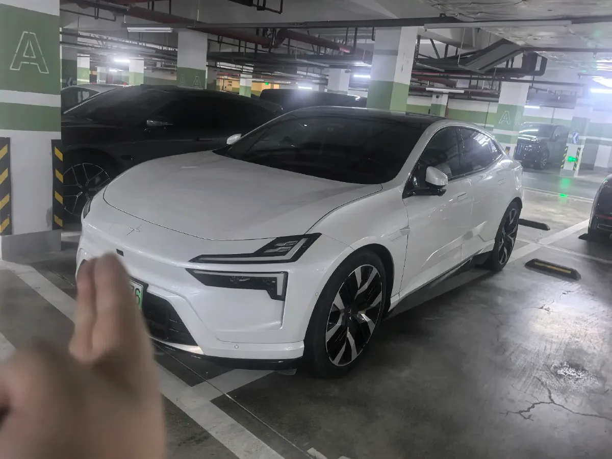 2023 Polestar 4 BEV 100KWH,autocango,china used car exporter,china ev exporter,chinese used car exporter,chinese used ev exporter