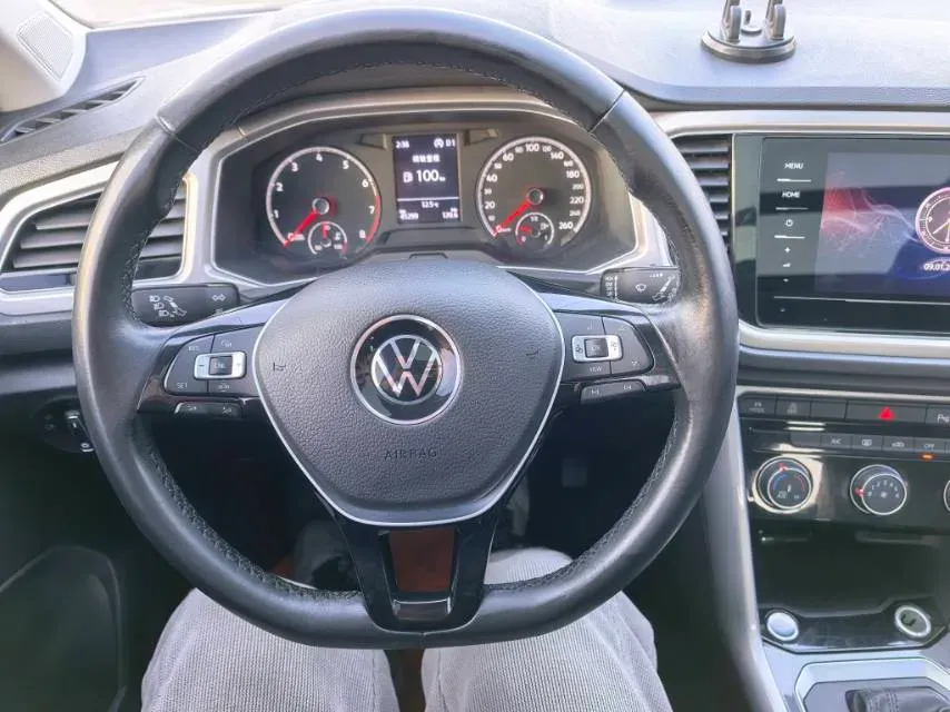 2022 Volkswagen T-Roc 1.4T 150HP L4 7DCT,autocango,china used car exporter,china ev exporter,chinese used car exporter,chinese used ev exporter