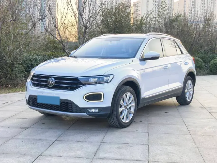 2022 Volkswagen T-Roc 1.4T 150HP L4 7DCT,autocango,china used car exporter,china ev exporter,chinese used car exporter,chinese used ev exporter