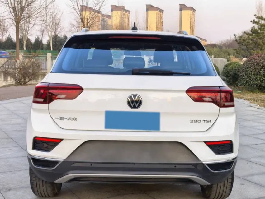 2022 Volkswagen T-Roc 1.4T 150HP L4 7DCT,autocango,china used car exporter,china ev exporter,chinese used car exporter,chinese used ev exporter