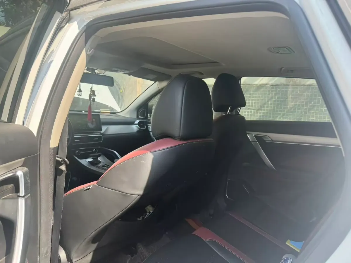 2021 Geely Coolray 1.4T 141HP L4 6DCT,autocango,china used car exporter,china ev exporter,chinese used car exporter,chinese used ev exporter