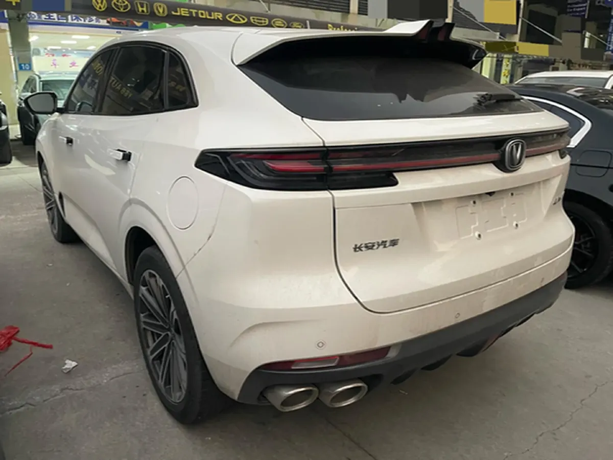 2021 ChangAn UNI-K 2.0T 233HP L4 8AT,autocango,china used car exporter,china ev exporter,chinese used car exporter,chinese used ev exporter