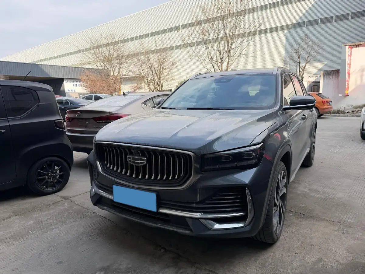 2023 Geely Monjaro 2.0T 238HP L4 8AT