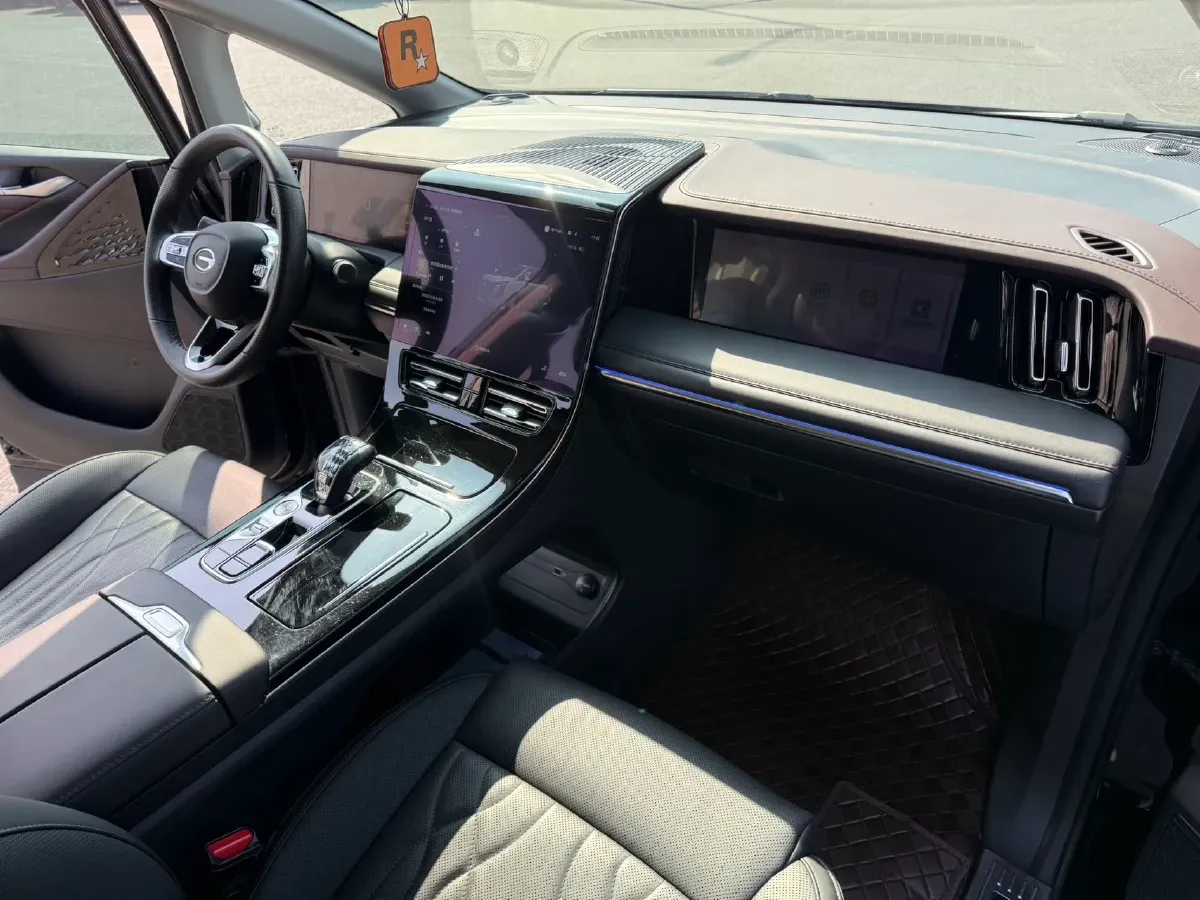 2024 GAC Trumpchi M8 2.0T 252HP L4 8AT,autocango,china used car exporter,china ev exporter,chinese used car exporter,chinese used ev exporter