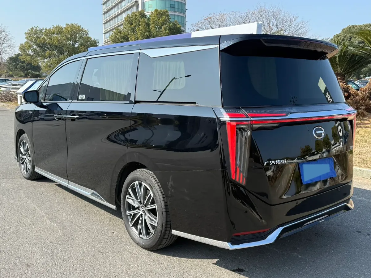 2024 GAC Trumpchi M8 2.0T 252HP L4 8AT,autocango,china used car exporter,china ev exporter,chinese used car exporter,chinese used ev exporter