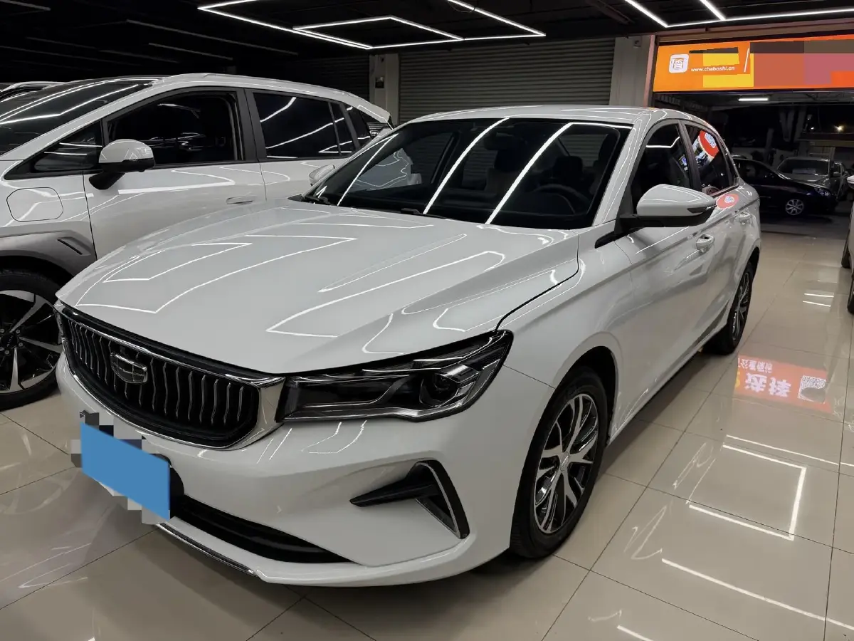 2022 Geely Emgrand 1.5L 114HP L4 CVT