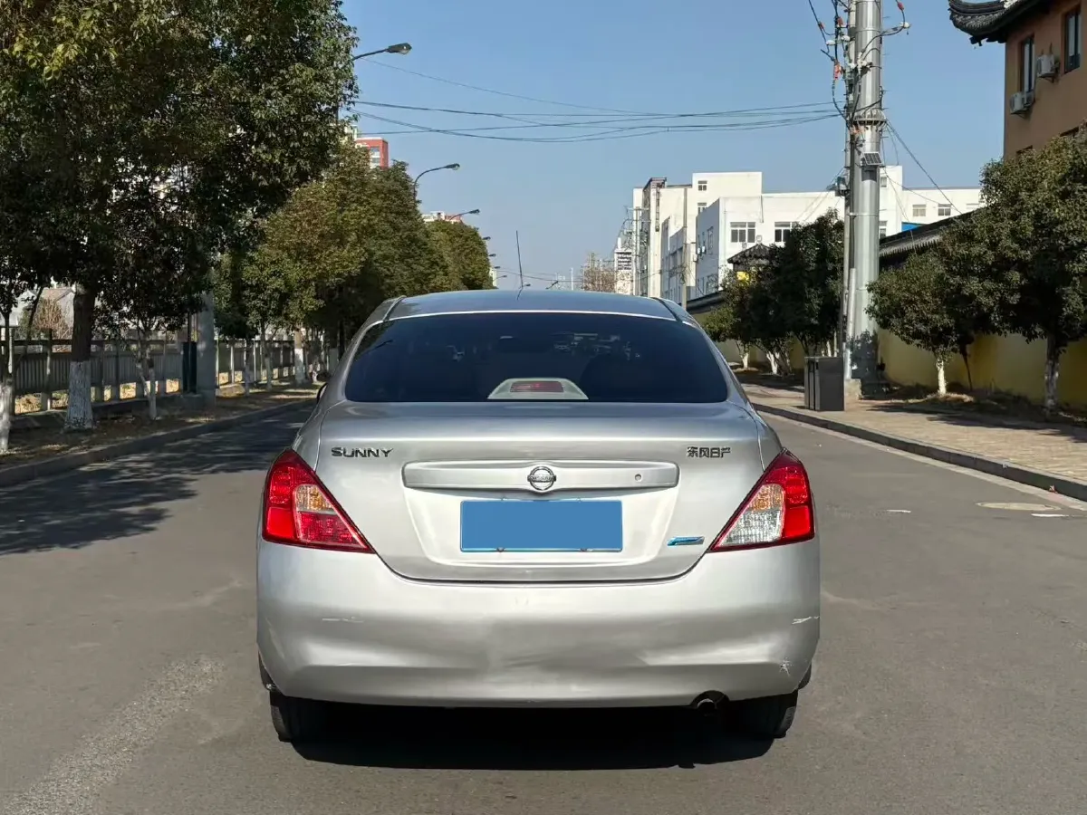 2011 Nissan Sunny 1.5L 112HP L4 5MT,autocango,china used car exporter,china ev exporter,chinese used car exporter,chinese used ev exporter