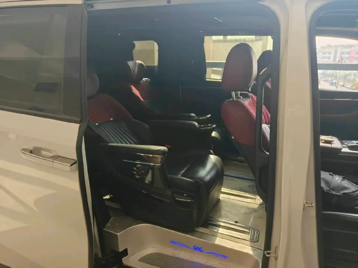 2023 GAC Trumpchi M8 2.0T 252HP L4 8AT,autocango,china used car exporter,china ev exporter,chinese used car exporter,chinese used ev exporter