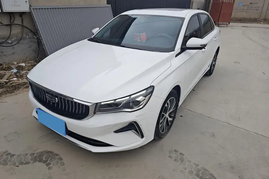 2022 Geely Emgrand 1.5L 114HP L4 5MT