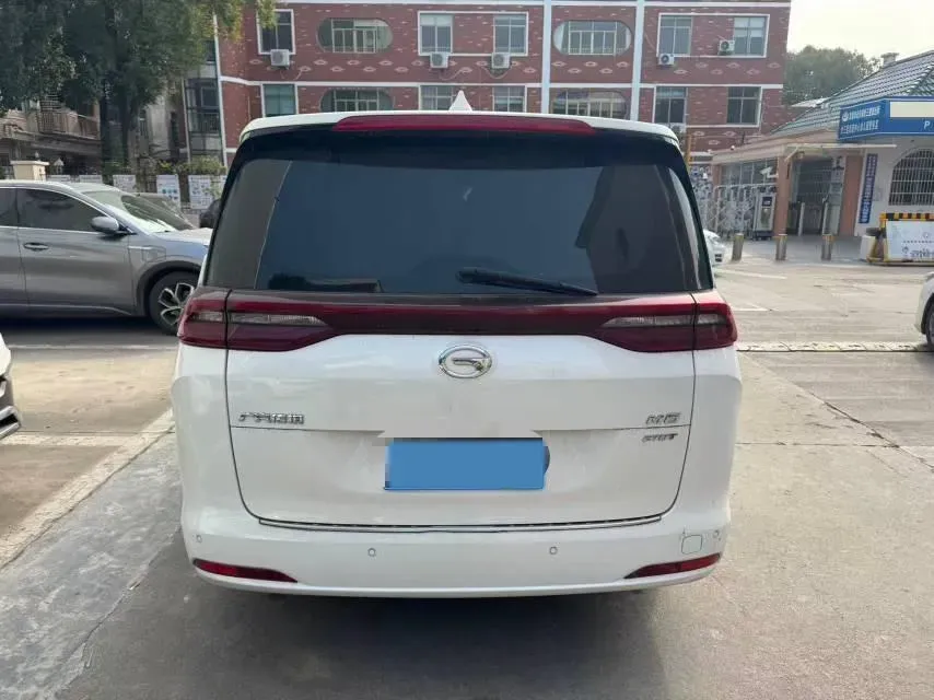2021 GAC Trumpchi M6 1.5T 169HP L4 7DCT,autocango,china used car exporter,china ev exporter,chinese used car exporter,chinese used ev exporter
