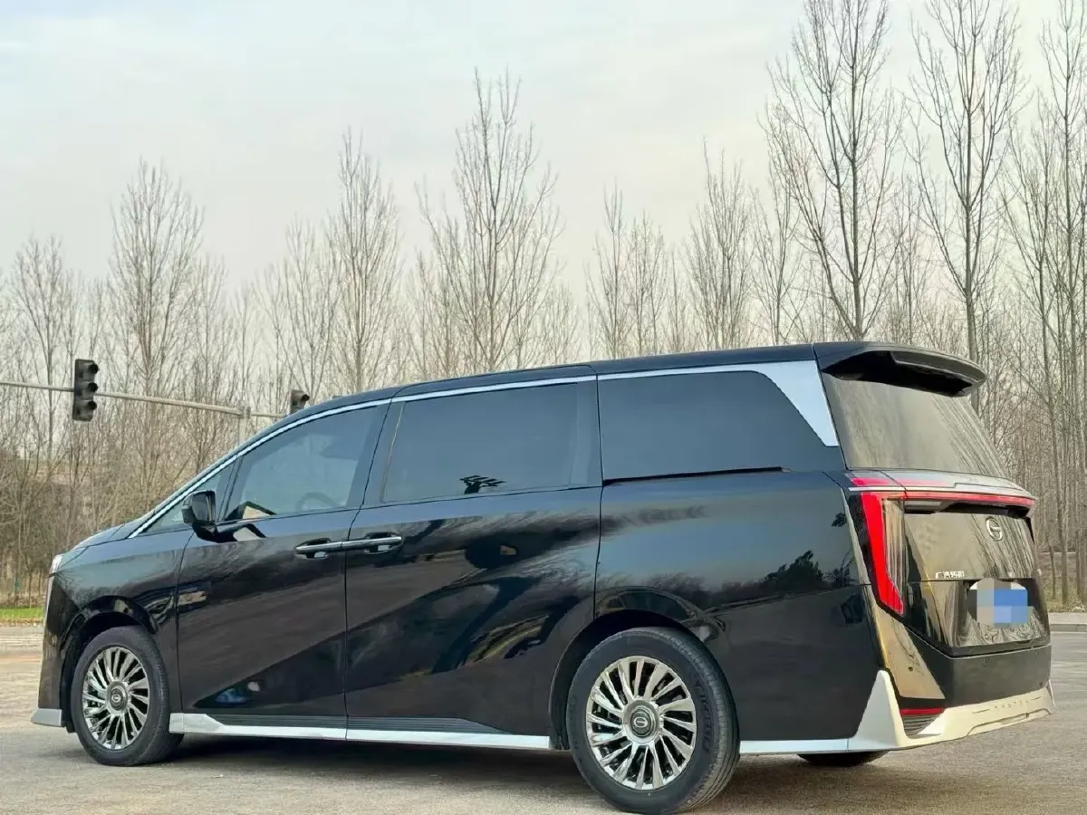 2023 GAC Trumpchi M8 2.0T 252HP L4 8AT,autocango,china used car exporter,china ev exporter,chinese used car exporter,chinese used ev exporter