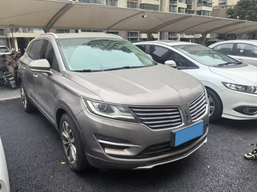 2018 Lincoln MKC 2.0T 203HP L4 6AT,autocango,china used car exporter,china ev exporter,chinese used car exporter,chinese used ev exporter
